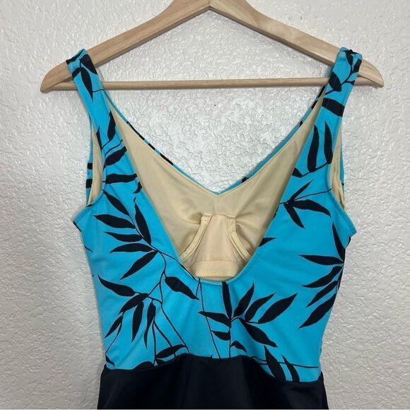 Miraclesuit One Piece Swimsuit Tropical Leaf Print Aqua Blue and Black Size 12 - Picture 12 of 13